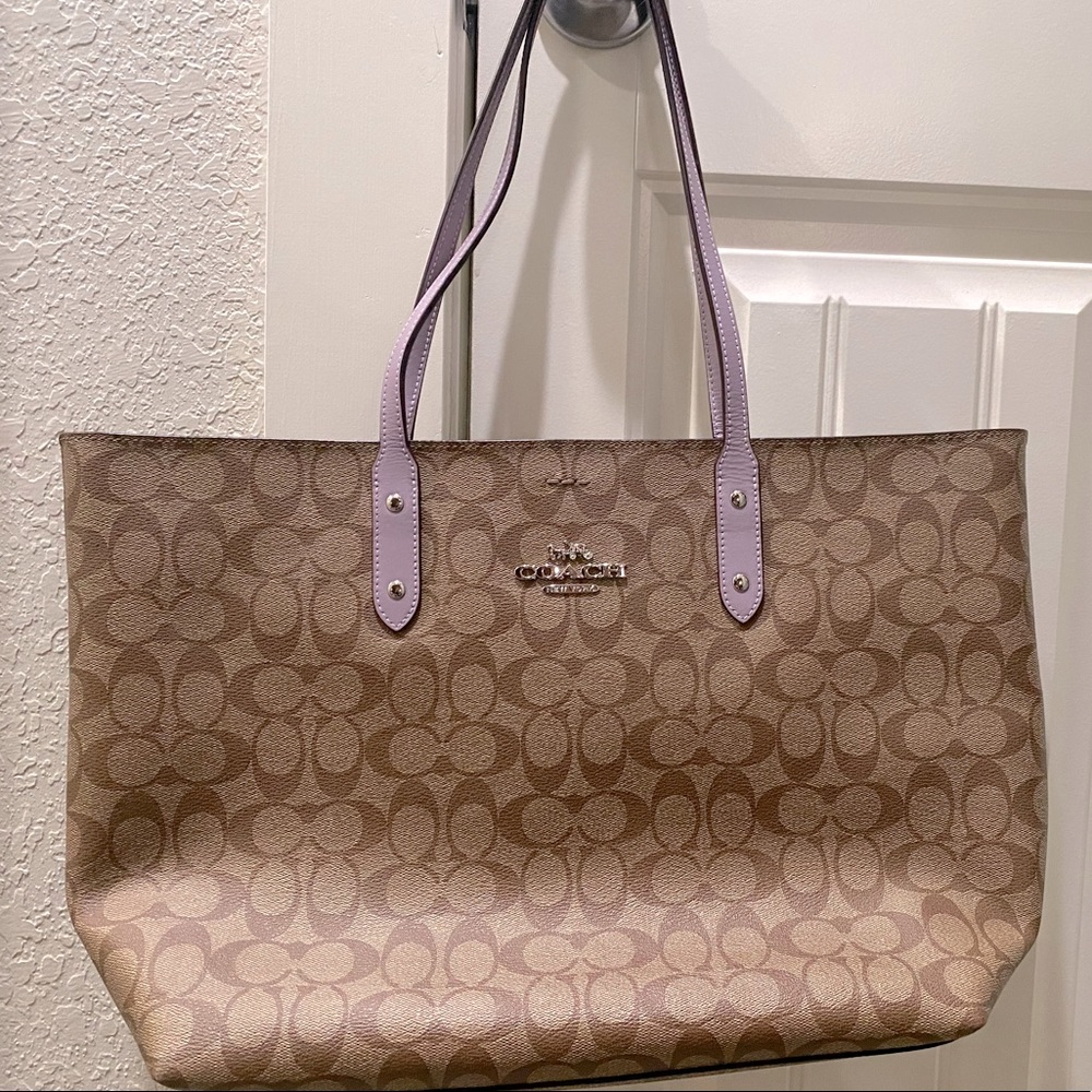 Coach signature tote